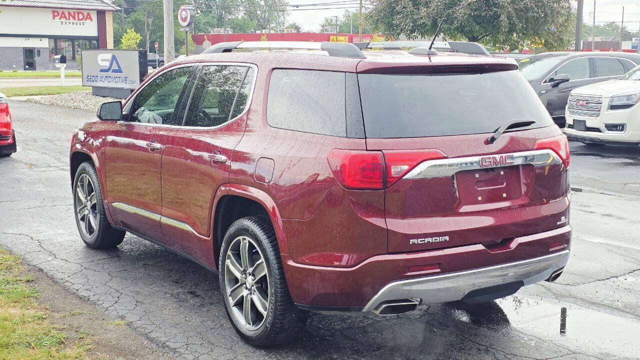 Used 2017 GMC Acadia Denali w/ Technology Package FWD image 4