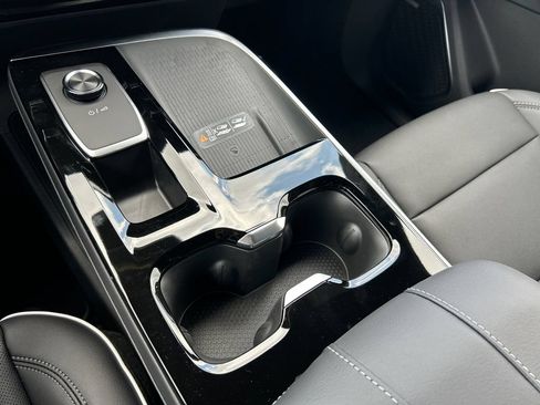 New 2027 Buick Enclave Preferred w/ Power Package FWD image 29