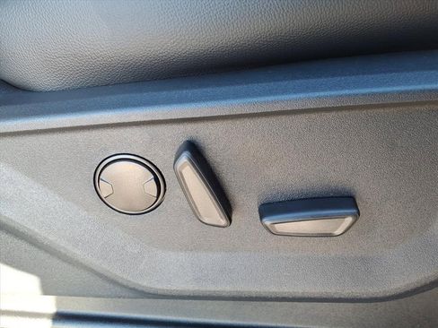 New 2026 Ford F250 Lariat w/ Lariat Premium Package image 14