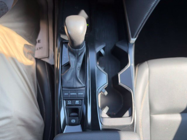 Used 2025 Toyota Camry SE FWD image 22
