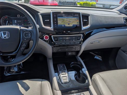 Used 2018 Honda Pilot Elite image 25