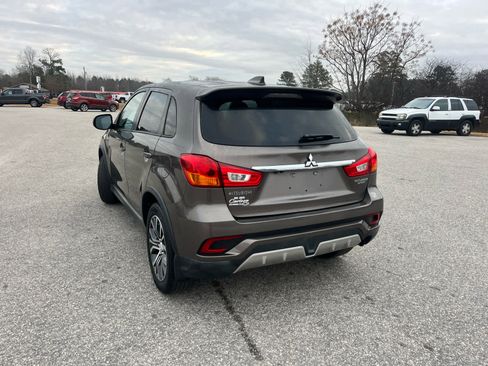 Used 2018 Mitsubishi Outlander Sport ES image 6