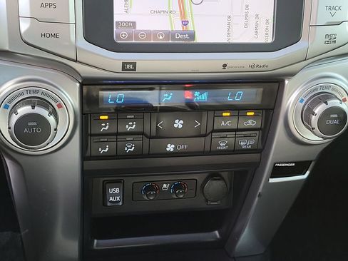 Used 2016 Toyota 4Runner Limited image 35