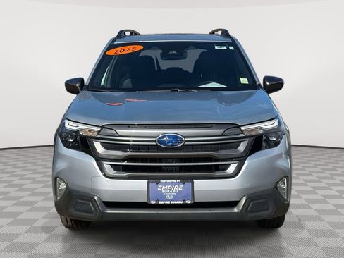 Certified 2025 Subaru Forester Premium image 2