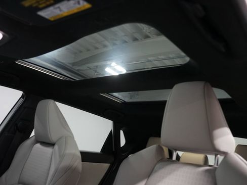 Certified 2024 Toyota bZ4X FWD image 31