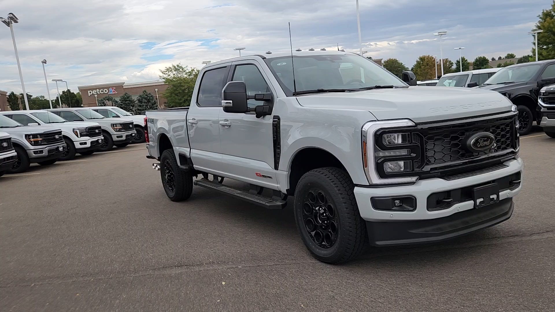 New 2026 Ford F350 Lariat w/ Black Appearance Package AWD/4WD image 7