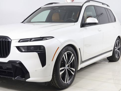 Used 2023 BMW X7 xDrive40i w/ M Sport Package image 67