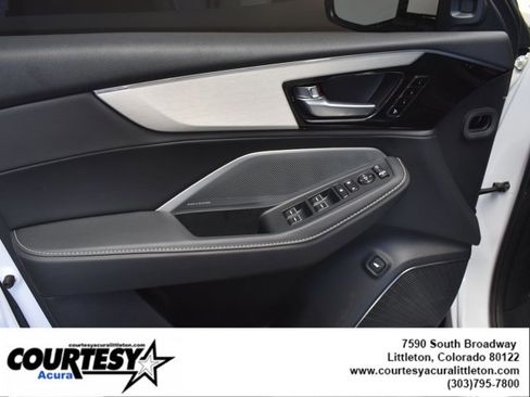 Certified 2025 Acura MDX SH-AWD w/ Technology Package image 7