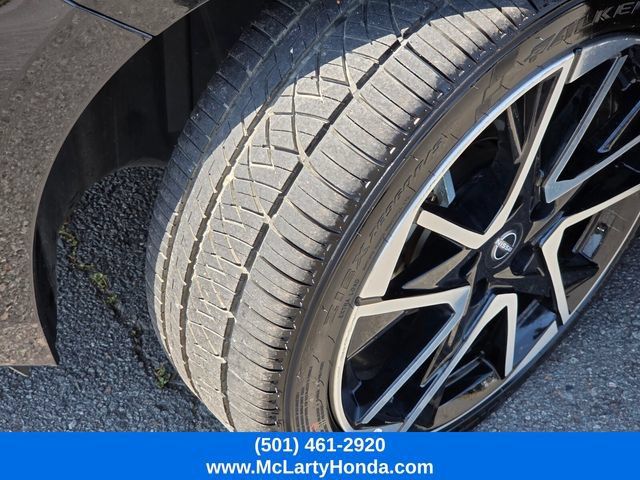 Used 2025 Nissan Sentra SR FWD image 19