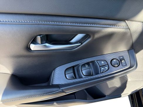 Used 2021 Nissan Sentra SV FWD image 10
