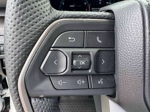 Used 2025 Toyota Tacoma Limited AWD/4WD image 20