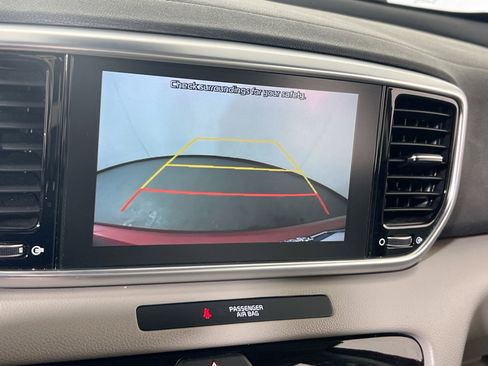 Used 2022 Kia Sportage EX image 13