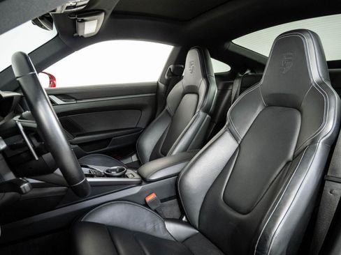 Used 2020 Porsche 911 Carrera 4S w/ Sport Package AWD/4WD image 5