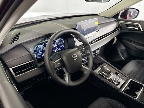New 2026 Nissan Rogue SL AWD/4WD image 9