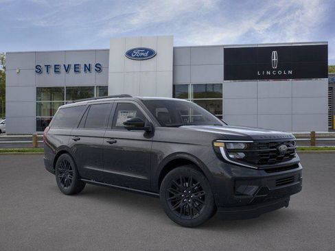 New 2026 Ford Expedition Platinum image 1