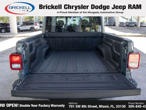 New 2026 Jeep Gladiator Sport image 9