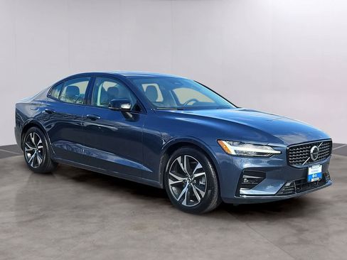 Used 2023 Volvo S60 B5 Plus AWD/4WD image 3