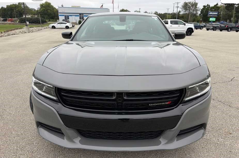 Used 2023 Dodge Charger SXT w/ Blacktop Package AWD/4WD image 2