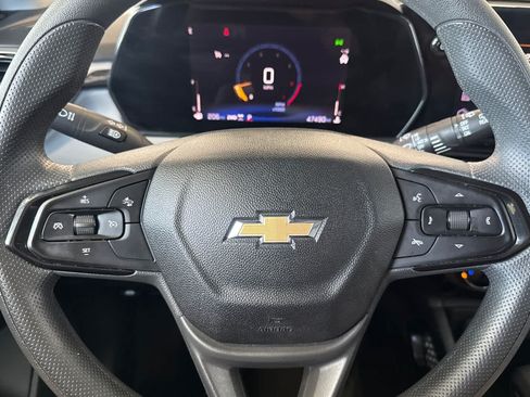 Used 2025 Chevrolet TrailBlazer LT AWD/4WD image 25