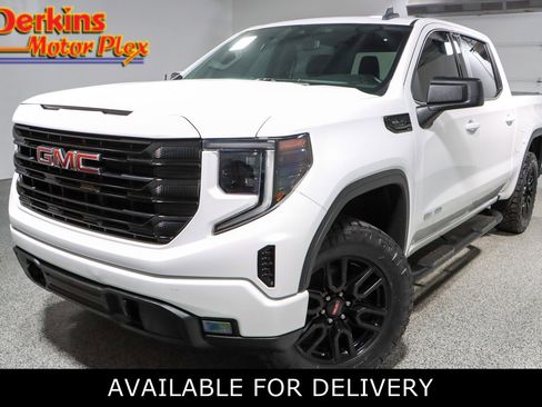 Used 2023 GMC Sierra 1500 Elevation image 1
