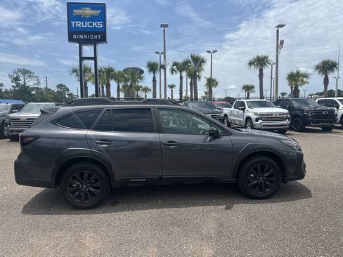 Used 2024 Subaru Outback Onyx Edition AWD/4WD image 17