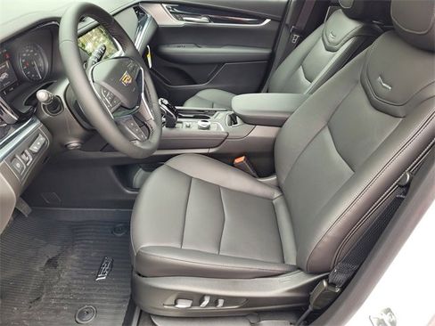 New 2025 Cadillac XT5 Premium Luxury w/ LPO, ONYX Package image 20