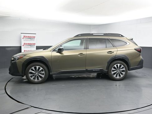 Used 2024 Subaru Outback Limited AWD/4WD image 5