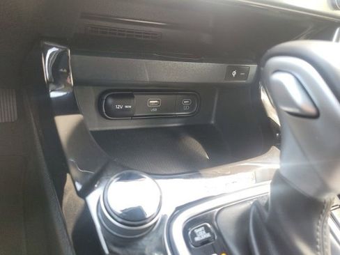 Certified 2024 Kia Seltos SX AWD/4WD image 15