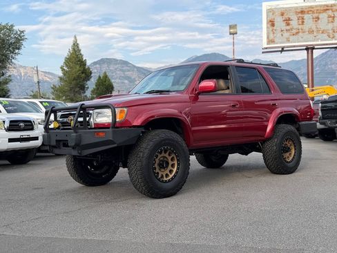 Used 2002 Toyota 4Runner SR5 w/ Leather Trim Pkg AWD/4WD image 1