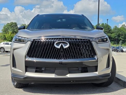 Used 2026 INFINITI QX60 Autograph w/ Dark Cargo Package AWD/4WD image 3