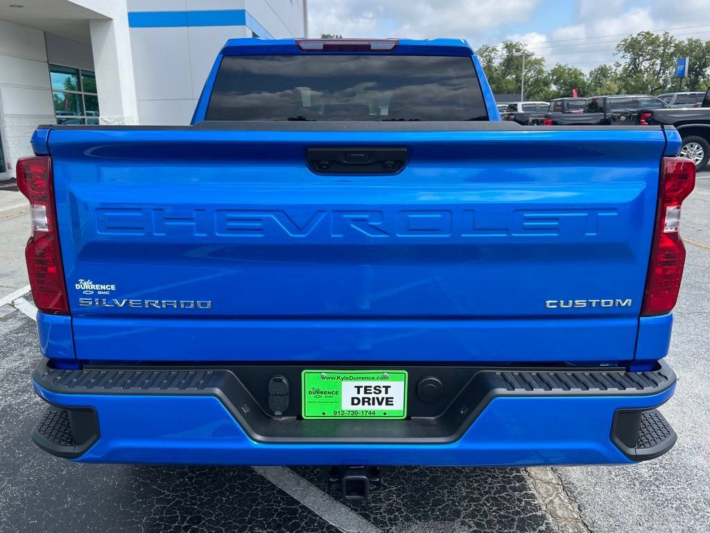 Used 2026 Chevrolet Silverado 1500 Custom AWD/4WD image 7