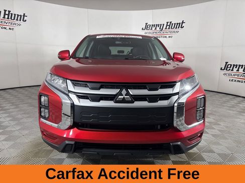 Used 2024 Mitsubishi Outlander Sport SE image 3