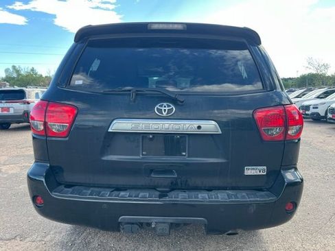 Used 2016 Toyota Sequoia Platinum AWD/4WD image 5