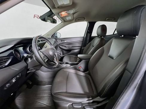 Used 2022 Buick Encore GX Preferred w/ Sport Touring Package FWD image 9
