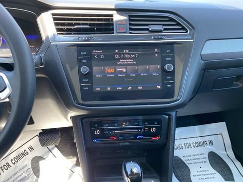 Certified 2023 Volkswagen Tiguan SE AWD/4WD image 17
