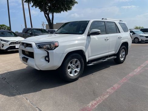 Used 2021 Toyota 4Runner SR5 Premium w/ Moonroof Package image 1