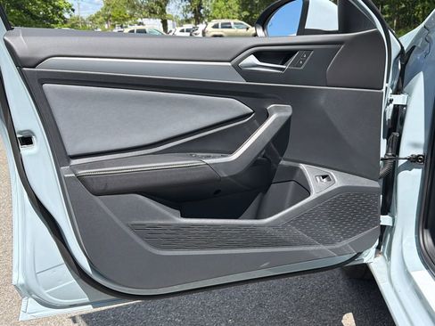 New 2026 Volkswagen Jetta SE FWD image 14