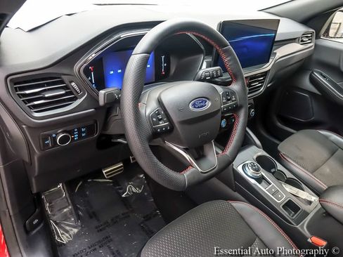 Certified 2024 Ford Escape ST-Line w/ Tech Pack #1 AWD/4WD image 11