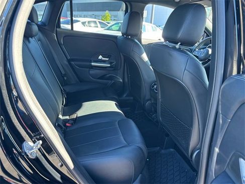 Used 2023 Mercedes-Benz GLA 250 w/ Premium Package image 19
