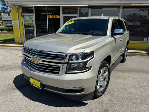 Used 2017 Chevrolet Tahoe Premier AWD/4WD image 2
