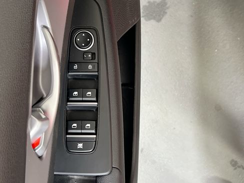 Used 2023 Kia Forte LXS w/ LXS Technology Package FWD image 17