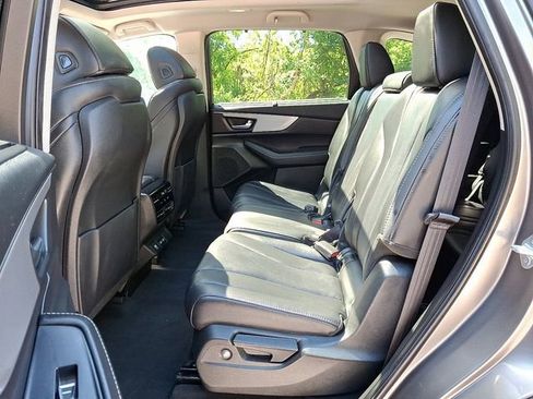 Used 2024 Acura MDX SH-AWD w/ Technology Package image 11