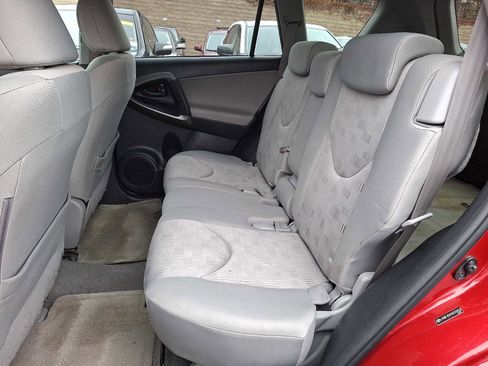 Used 2010 Toyota RAV4 image 11