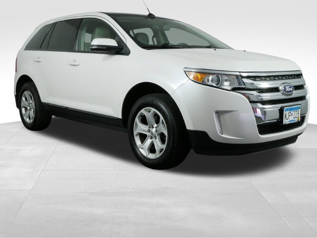 Used 2014 Ford Edge SEL w/ Equipment Group 205A AWD/4WD image 2