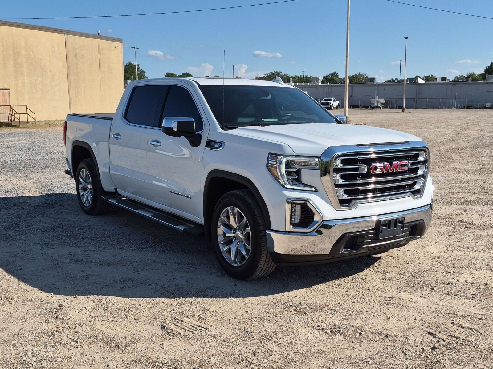 Used 2021 GMC Sierra 1500 SLT RWD image 8