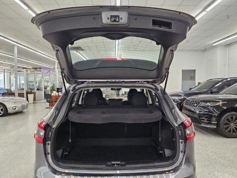 Used 2020 Nissan Rogue Sport S w/ Appearance Package FWD image 38