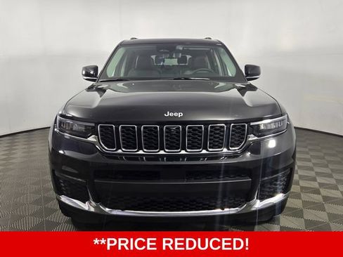 Used 2023 Jeep Grand Cherokee L Limited w/ Luxury Tech Group II AWD/4WD image 2
