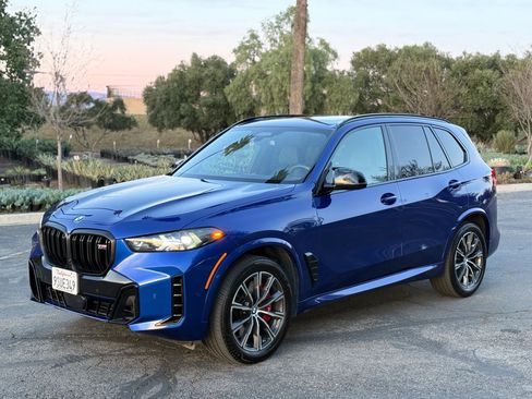 Used 2026 BMW X5 M60i image 1