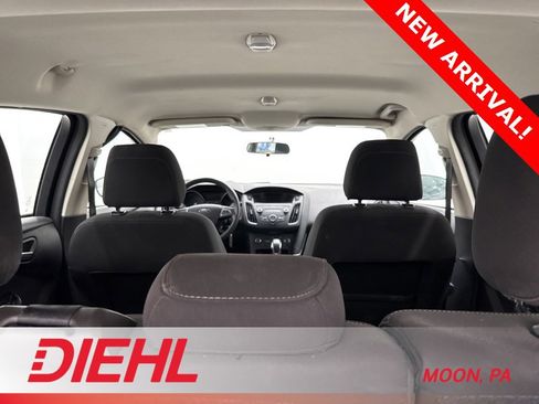 Used 2018 Ford Focus SE image 9