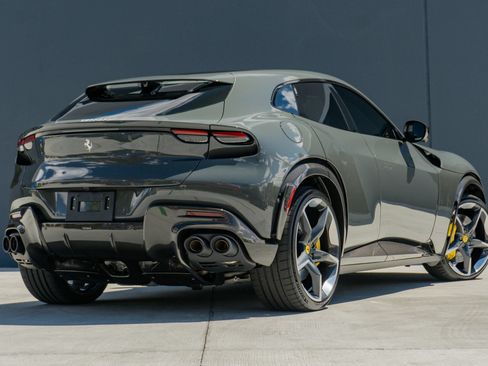 Used 2024 Ferrari Purosangue AWD/4WD image 7